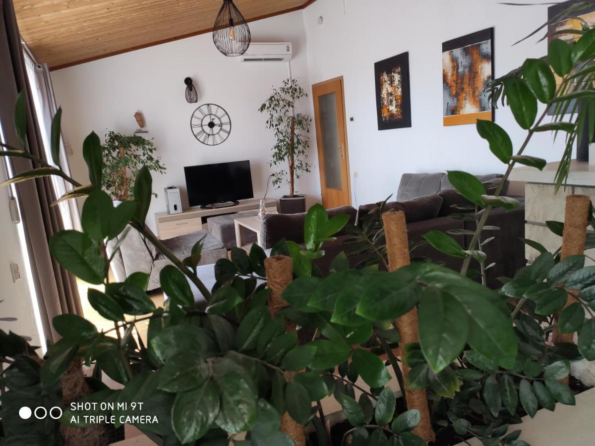 Apartment Burich Makarska Exteriör bild