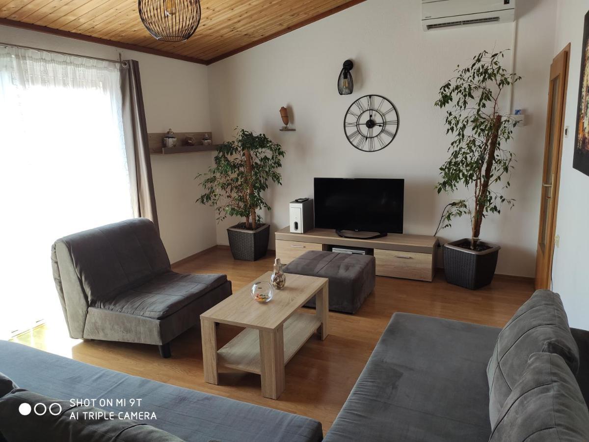 Apartment Burich Makarska Exteriör bild