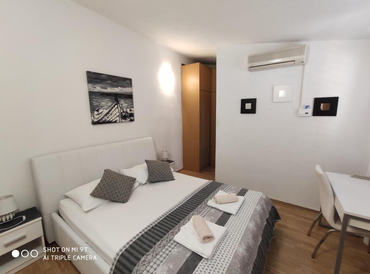 Apartment Burich Makarska Exteriör bild