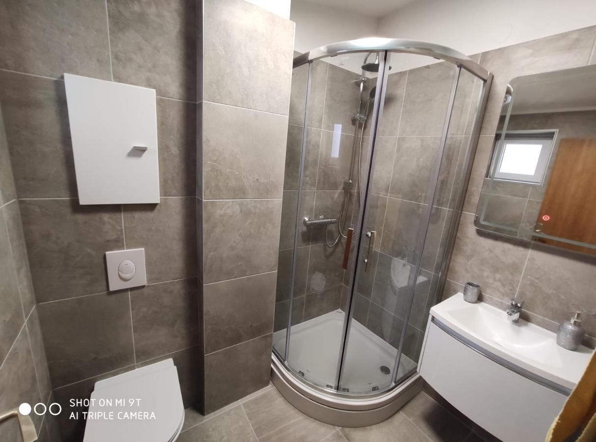 Apartment Burich Makarska Exteriör bild